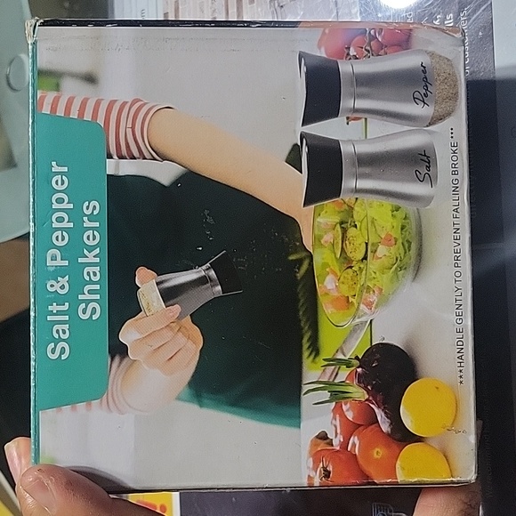 Salt and Pepper Shakers Set,4 oz - Picture 3 of 3